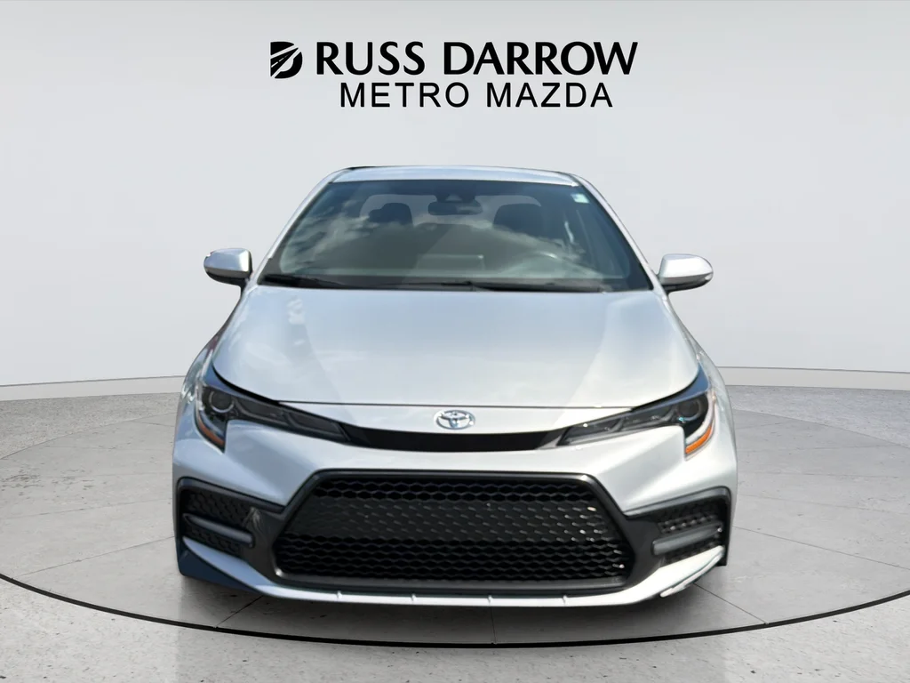 Used 2020 Silver Toyota SE image 8