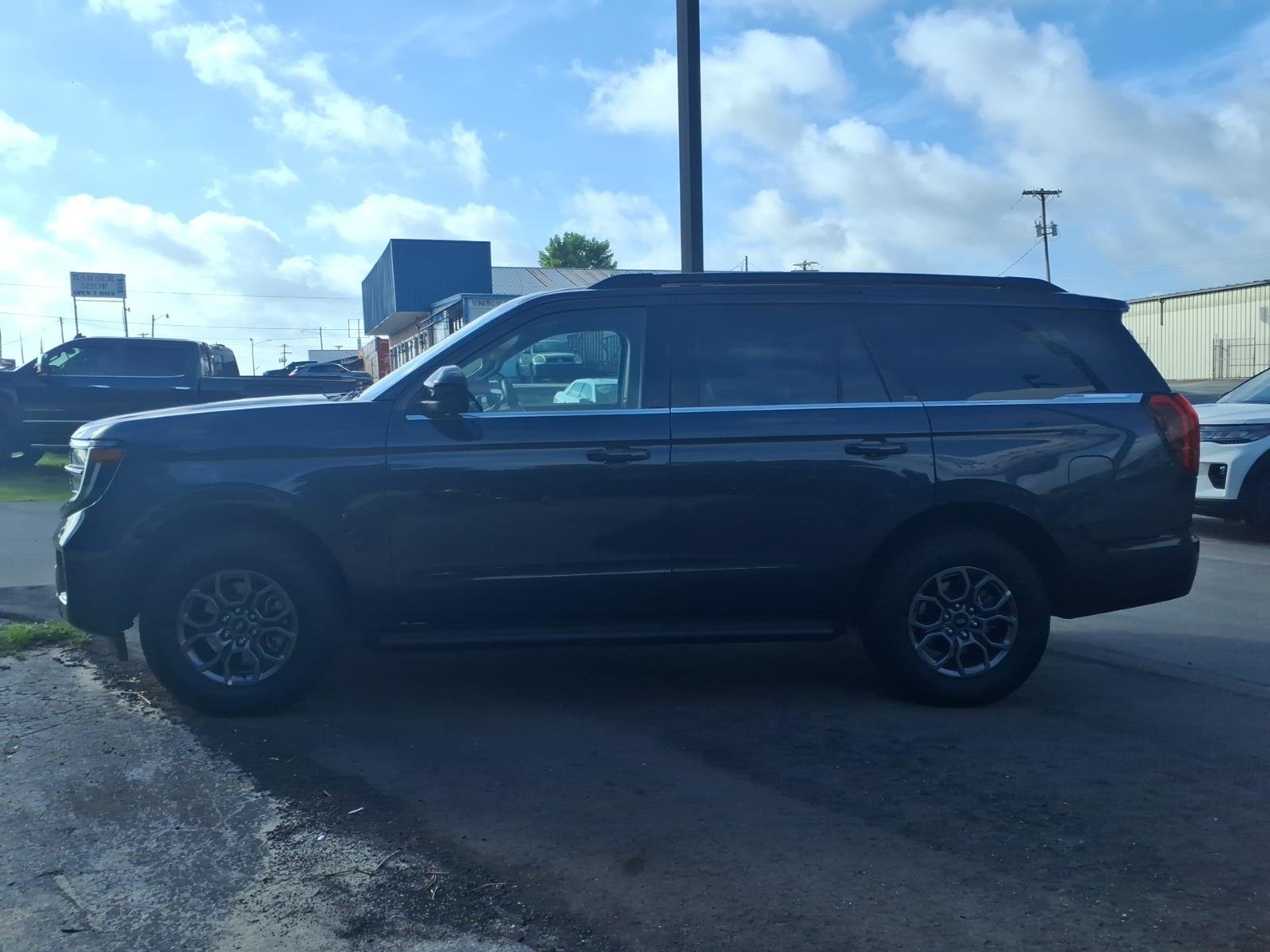 Used 2025 Gray Metallic Ford Active image 8