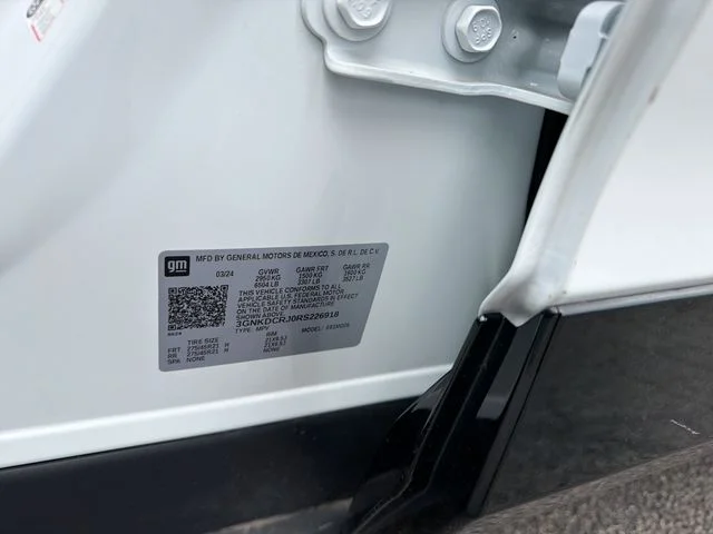 Used 2024 White Chevrolet RS image 31