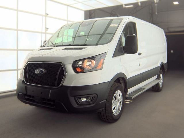 Used 2025 White Ford Base image 2