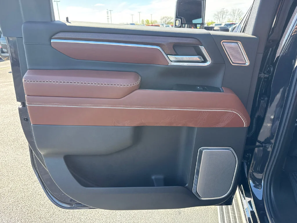 2026 GMC Sierra 2500HD Denali Ultimate - Photo 33