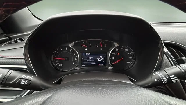 Used 2024 Summit White Chevrolet RS image 15