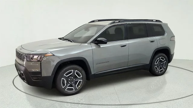 New 2026 Sting-Gray Clear-Coat Exterior Paint Jeep Laredo image 6