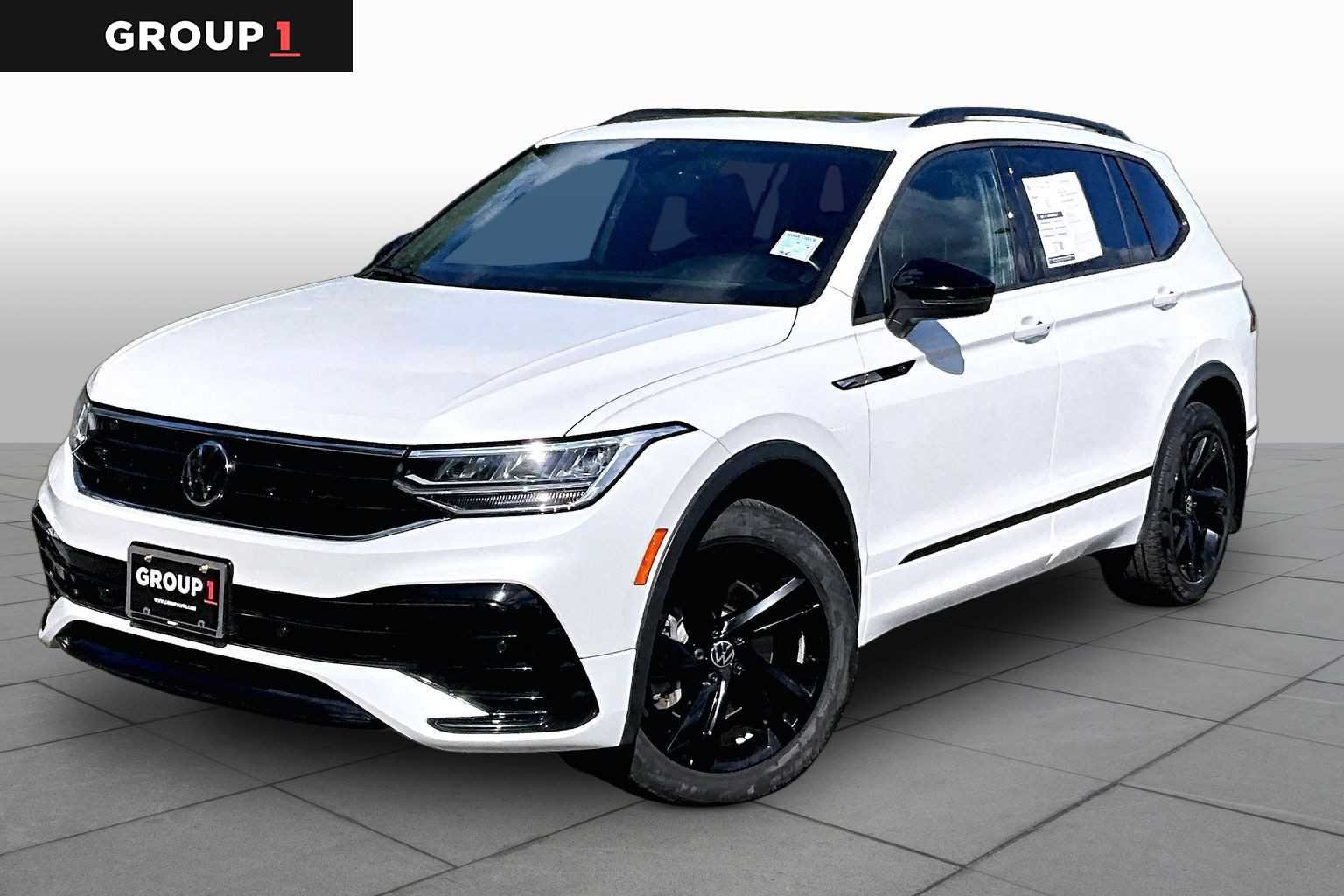 2024 Volkswagen Tiguan SE R-Line Black
