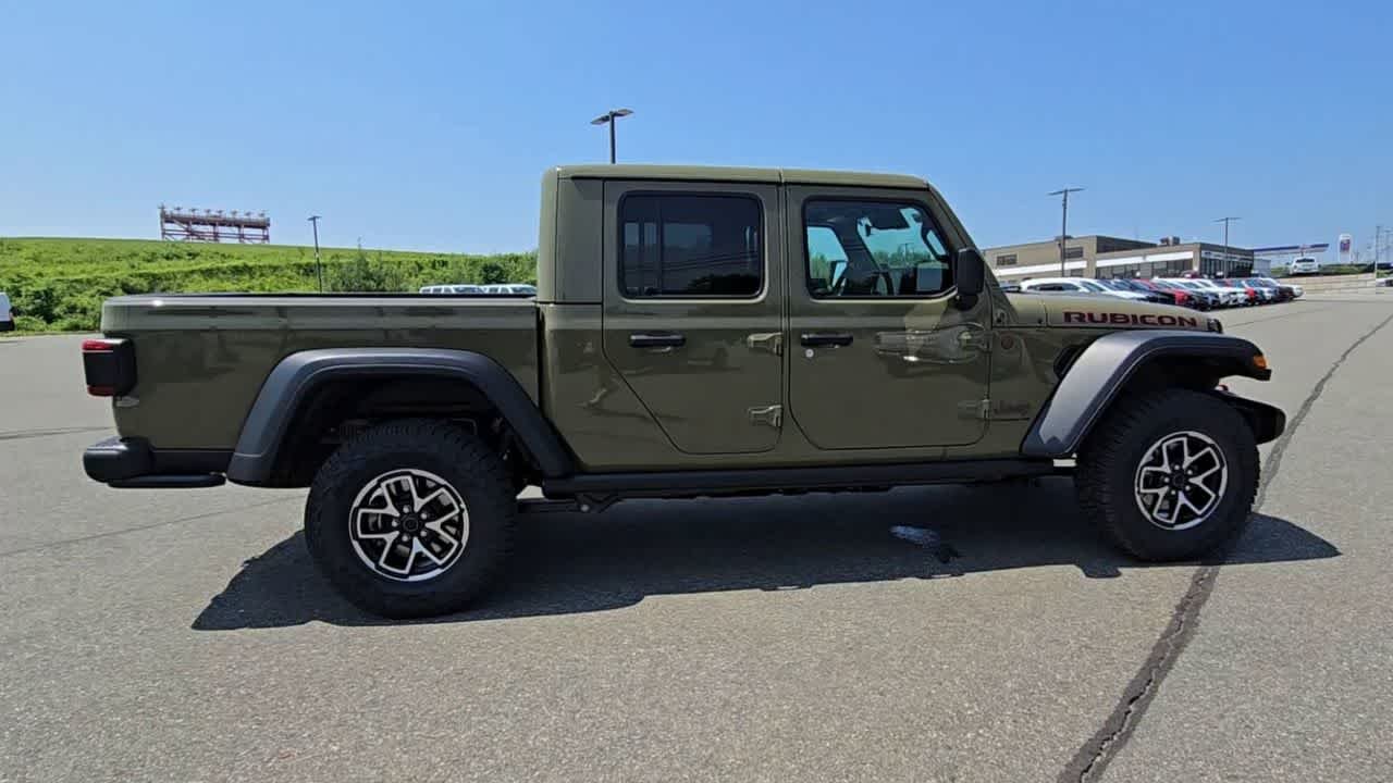 Used 2025 41 Jeep Rubicon image 6