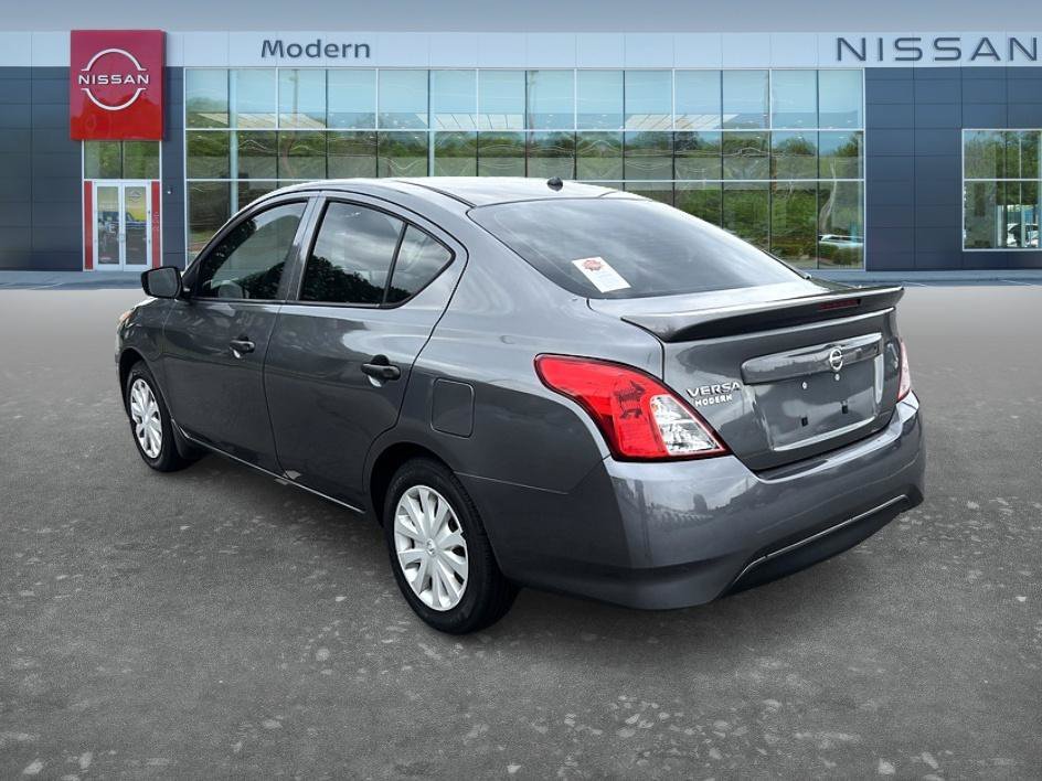 Used 2018 Gun Metallic Nissan S Plus image 7