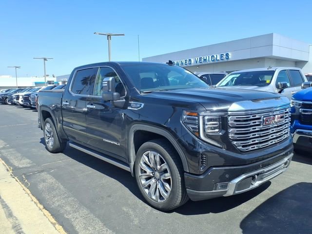 2025 GMC Sierra 4WD Crew Cab Short Box Denali's photo