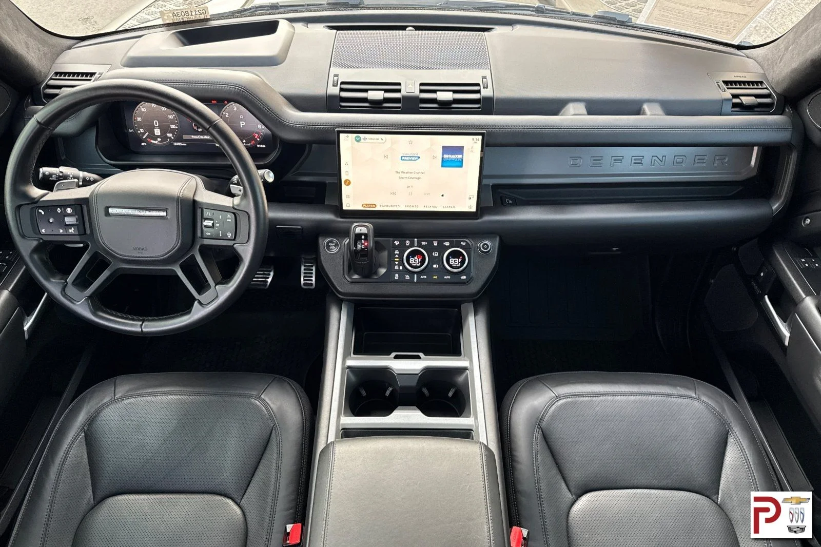Used 2025 Gray Land Rover V8 image 15