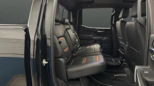 Used 2020 Onyx Black GMC AT4 image 25