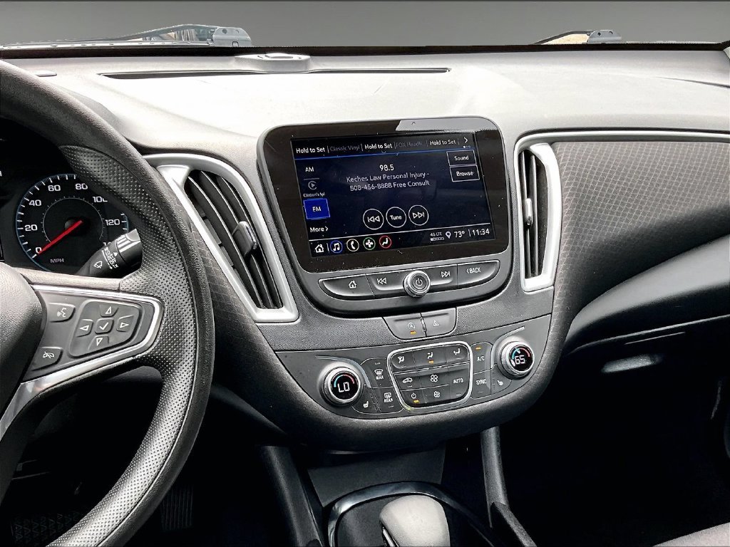 Used 2024 White Chevrolet LT image 18