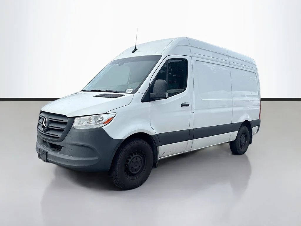 Used 2024 White Mercedes-Benz Cargo 144 WB image 7