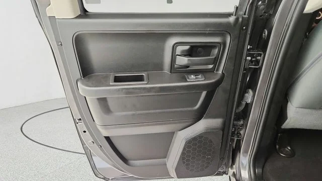 Used 2019 Granite Crystal Clearcoat Metallic Ram Express image 22