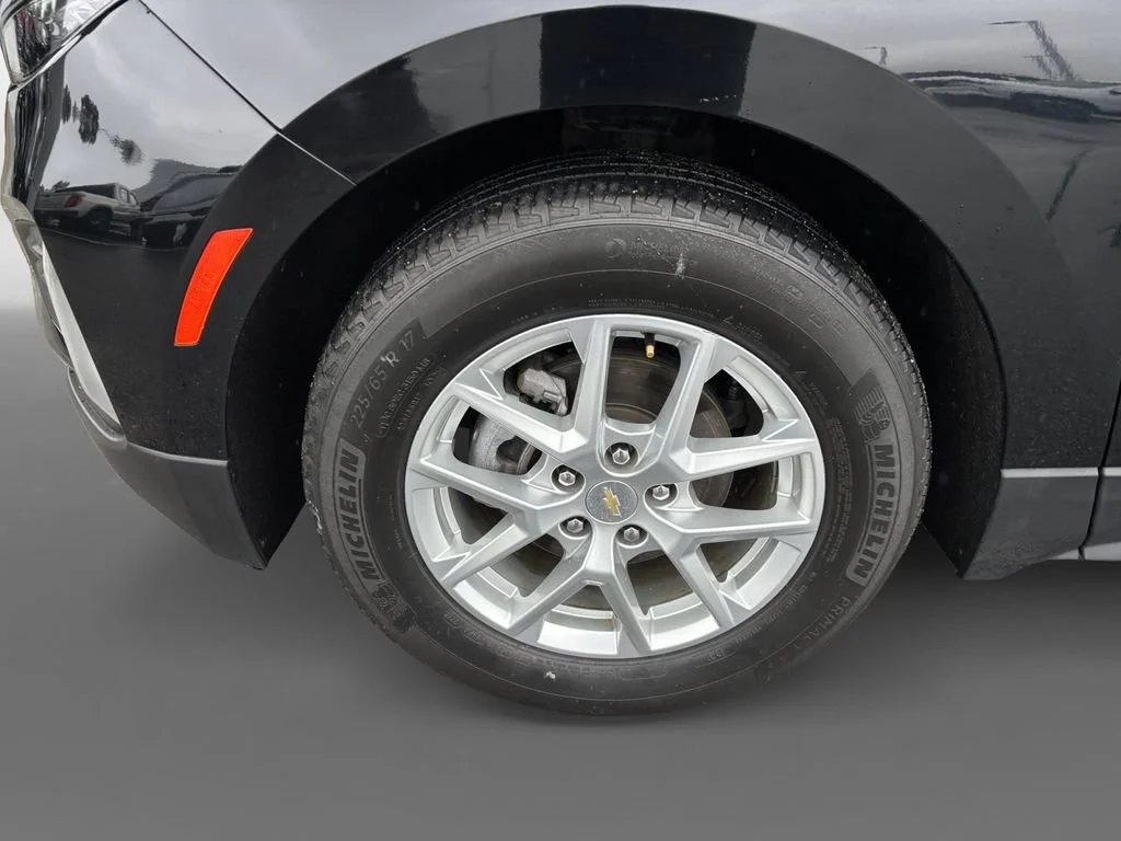 Used 2022 Mosaic Black Metallic Chevrolet LT image 15
