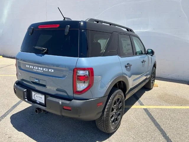 New 2026 Azure Gray Metallic Tri-Coat Ford Badlands® image 37