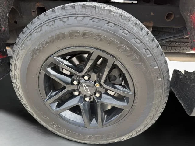 Used 2021 RED HOT Chevrolet LT Trail Boss image 35