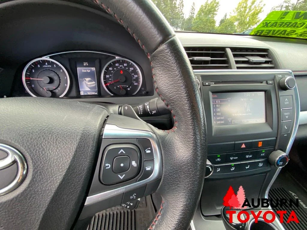 Used 2015 Celestial Silver Metallic Toyota SE image 37