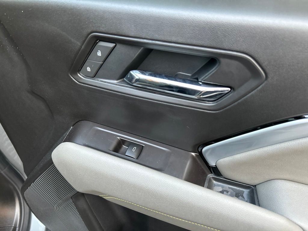Used 2026 Gray Chevrolet ZR2 image 32