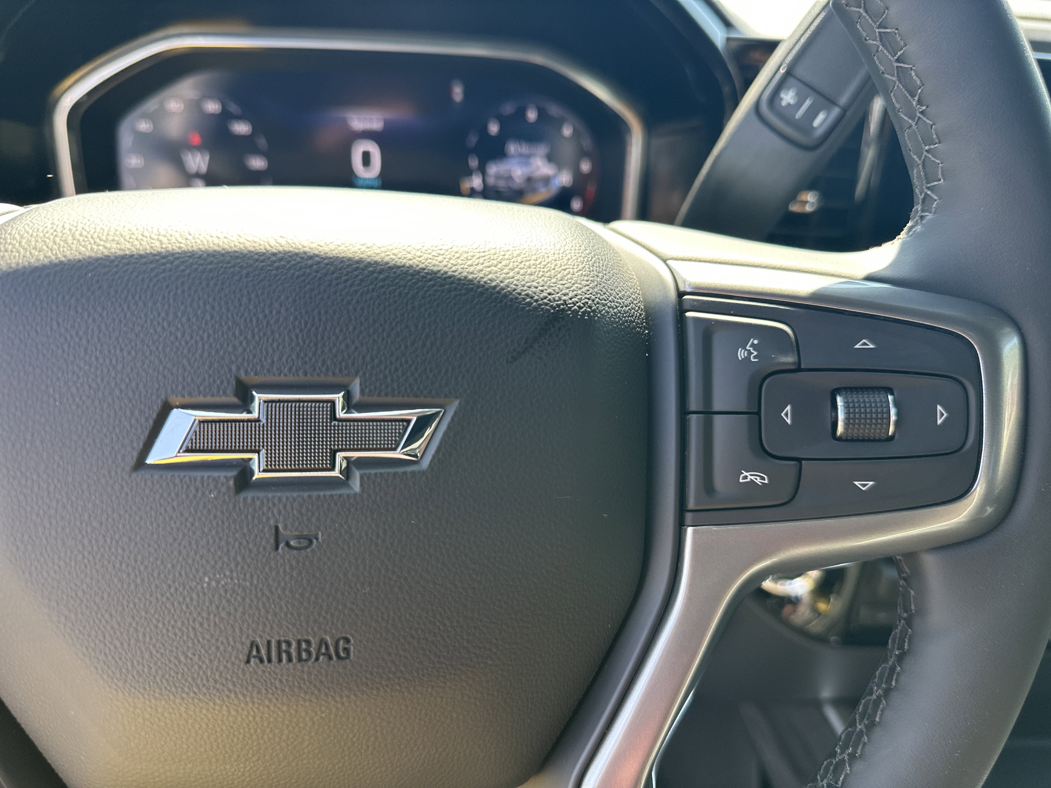 New 2026 Summit White Chevrolet LTZ image 27