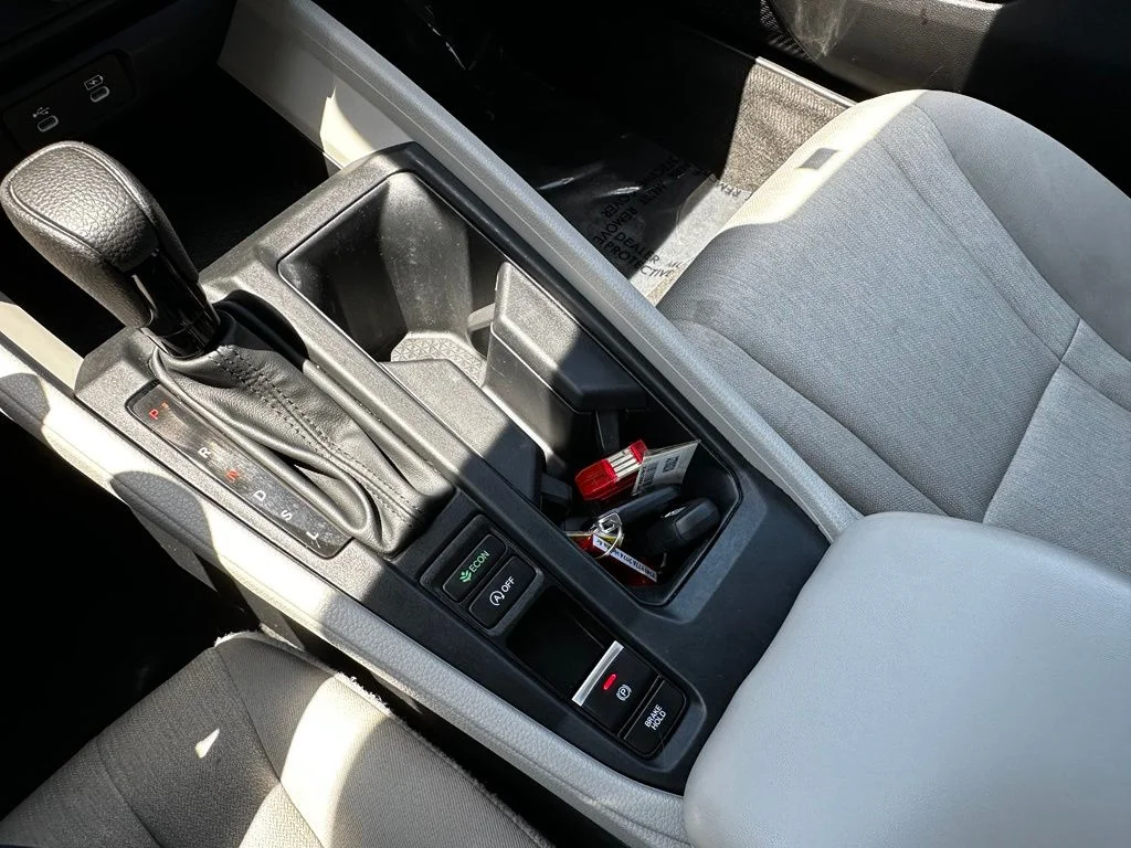 Used 2024  Honda LX image 28