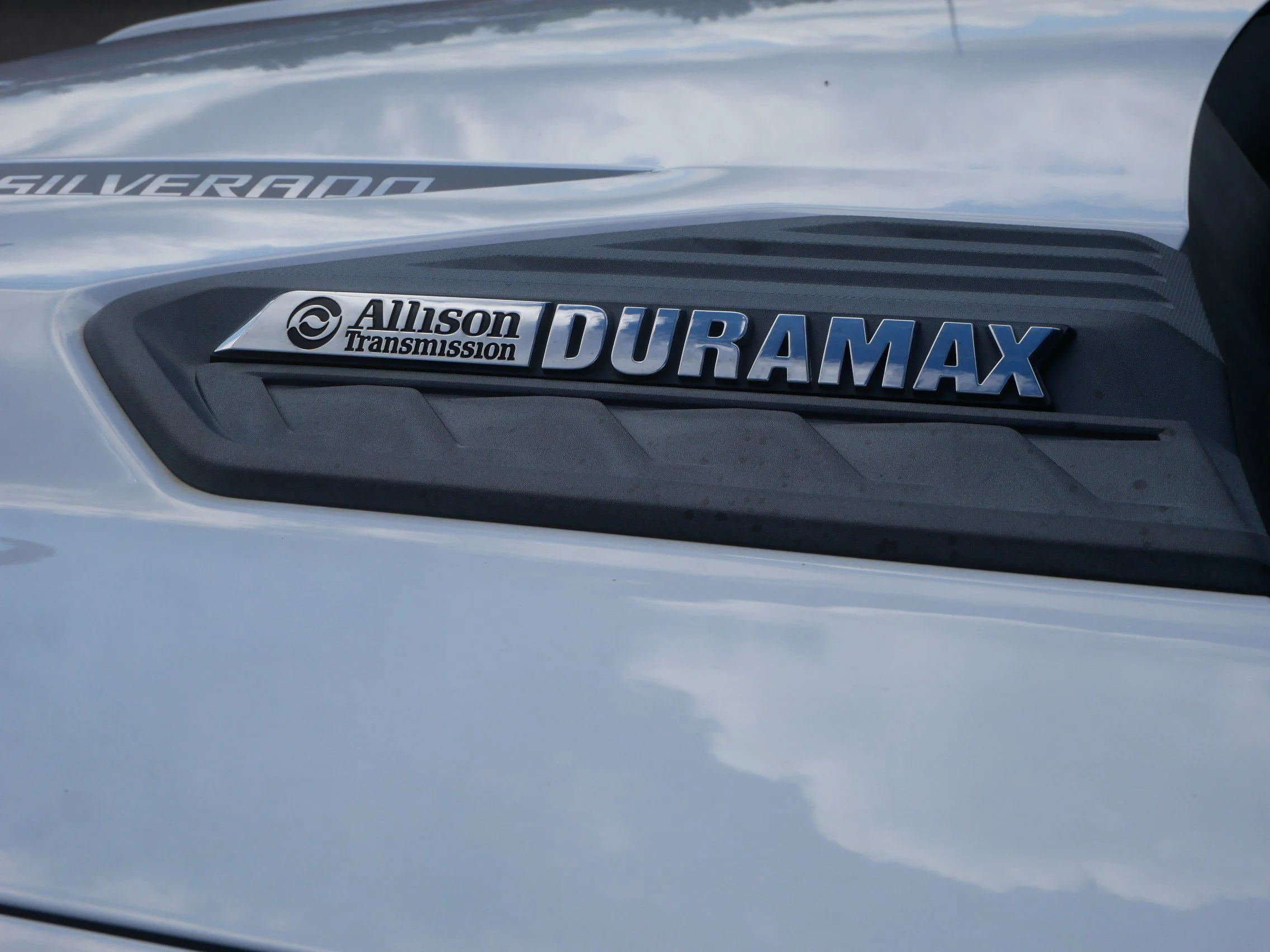 Used 2020 Summit White Chevrolet LT image 19