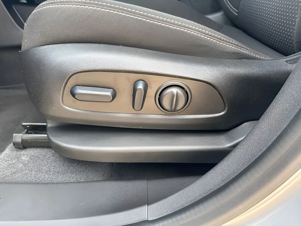 Used 2024 Silver GMC SLE image 10