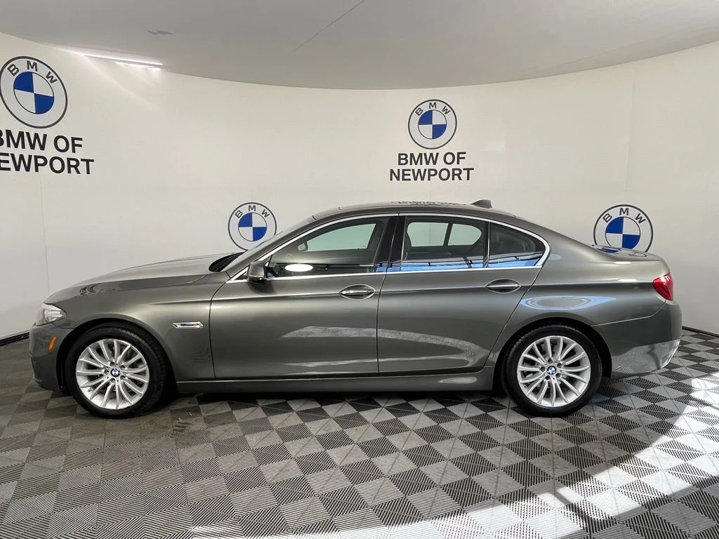 Used 2014 Callisto Grey Metallic BMW 528i xDrive image 11