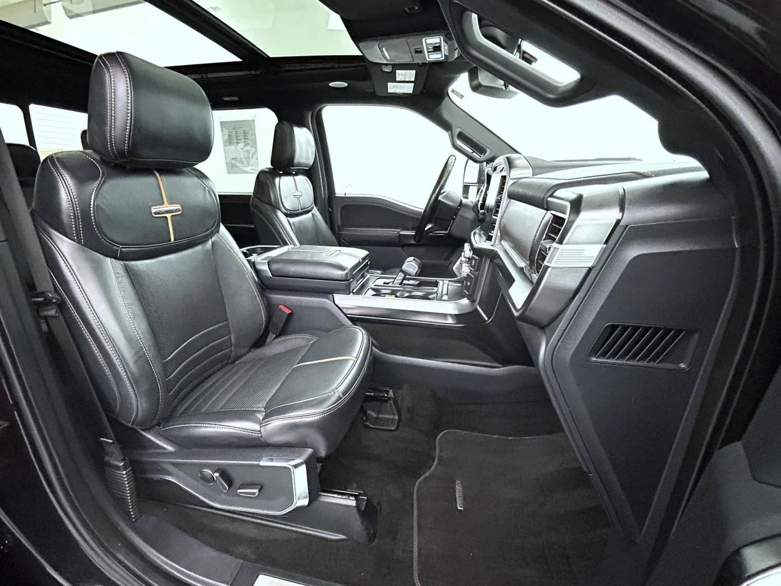 Used 2022 Black Ford Platinum image 16