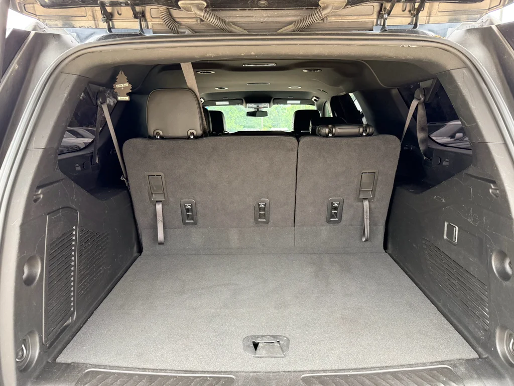 Used 2022 Evergreen Gray Metallic Chevrolet LT image 29