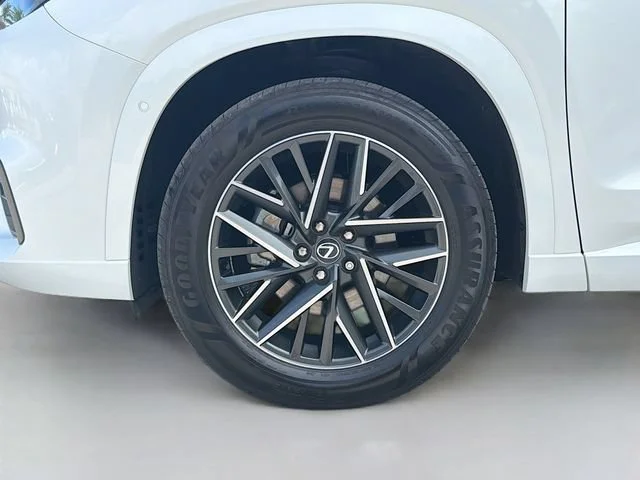 Certified Used 2025 Pear Lexus TX 350 image 45