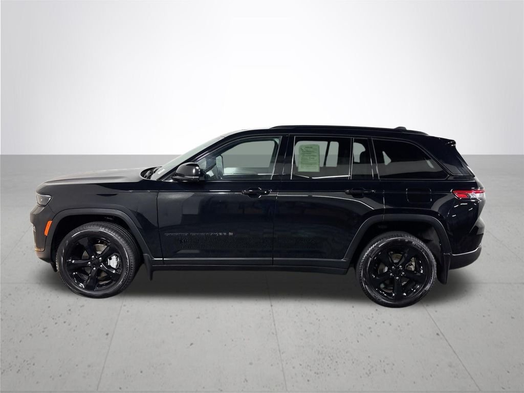 Used 2025 Black Jeep Limited image 9
