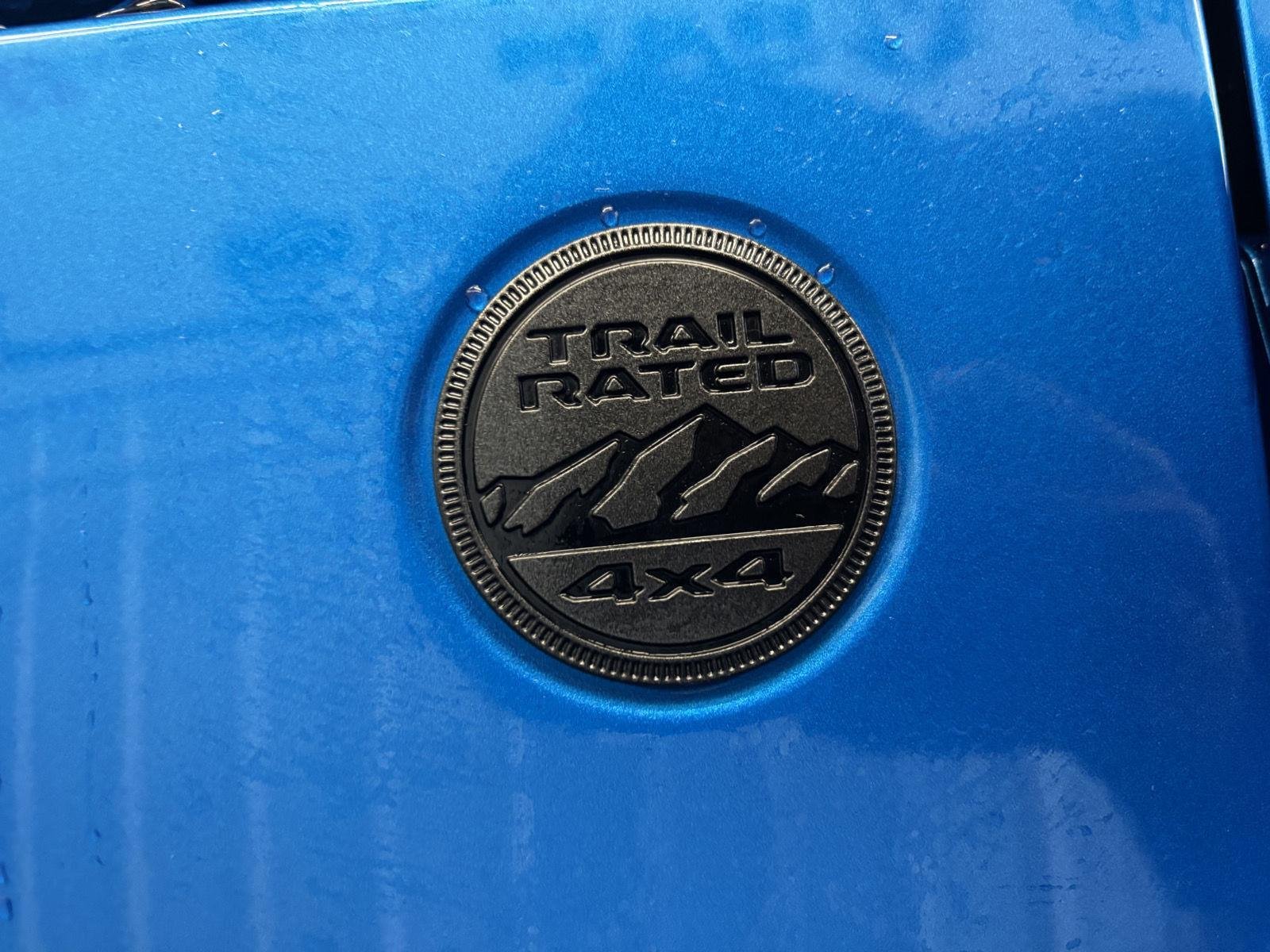 New 2026 Hydro Blue Pearl-Coat Exterior Paint Jeep Sport image 42