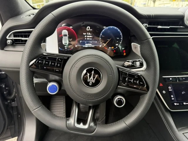 New 2025  Maserati  image 26