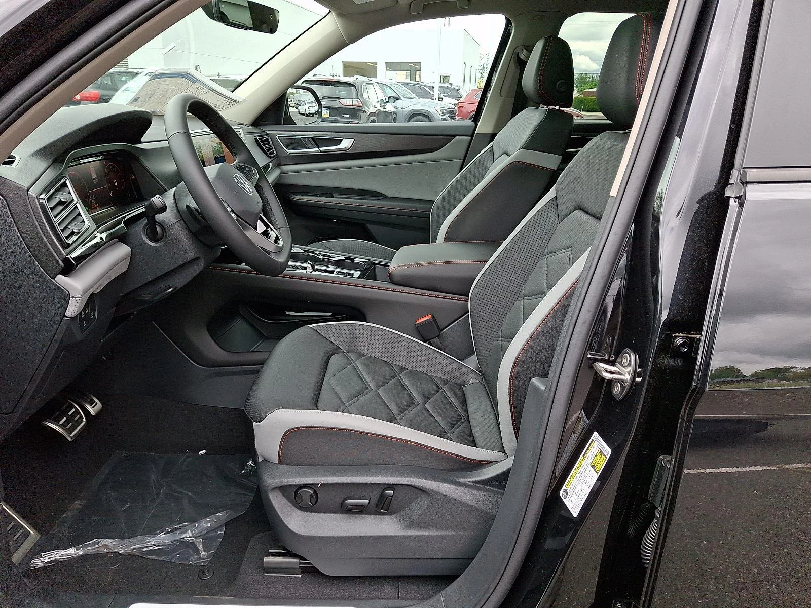 New 2026 2T2T/BLACKPEARL Volkswagen 2.0T Peak Edition image 12