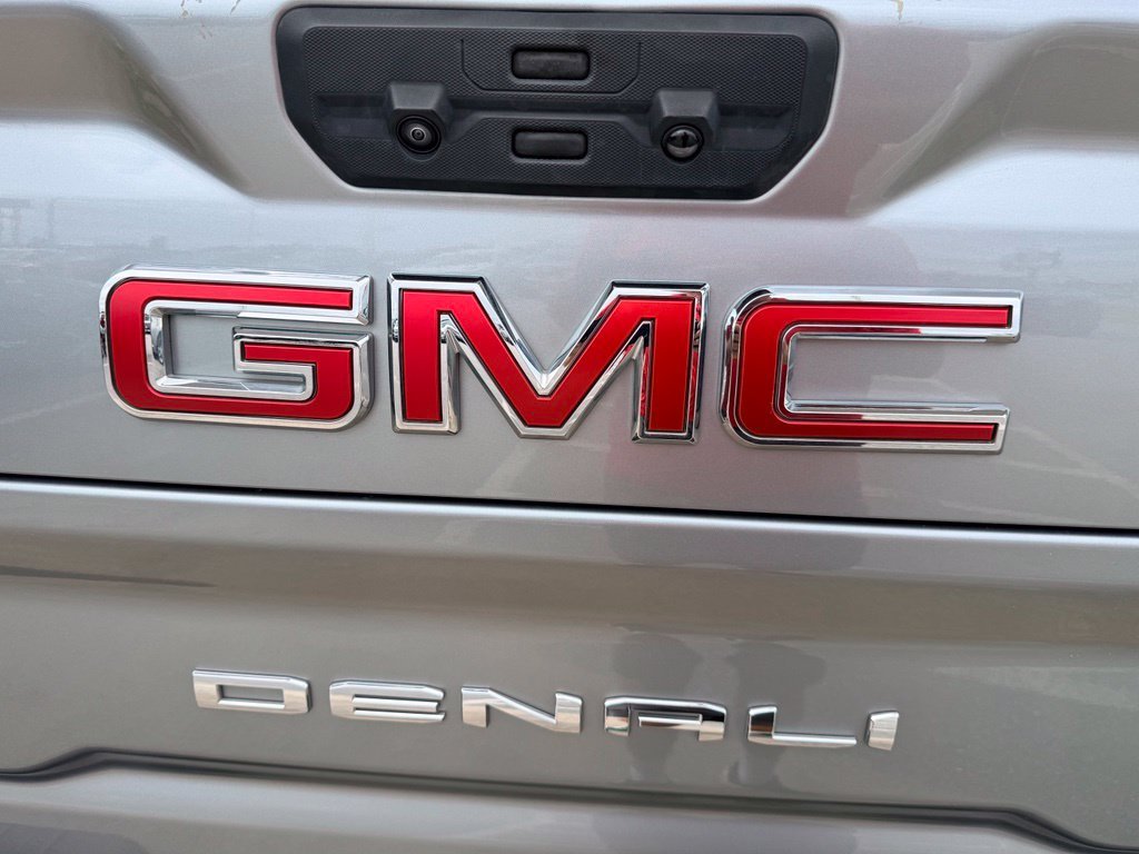 Used 2024 Silver GMC Denali image 34
