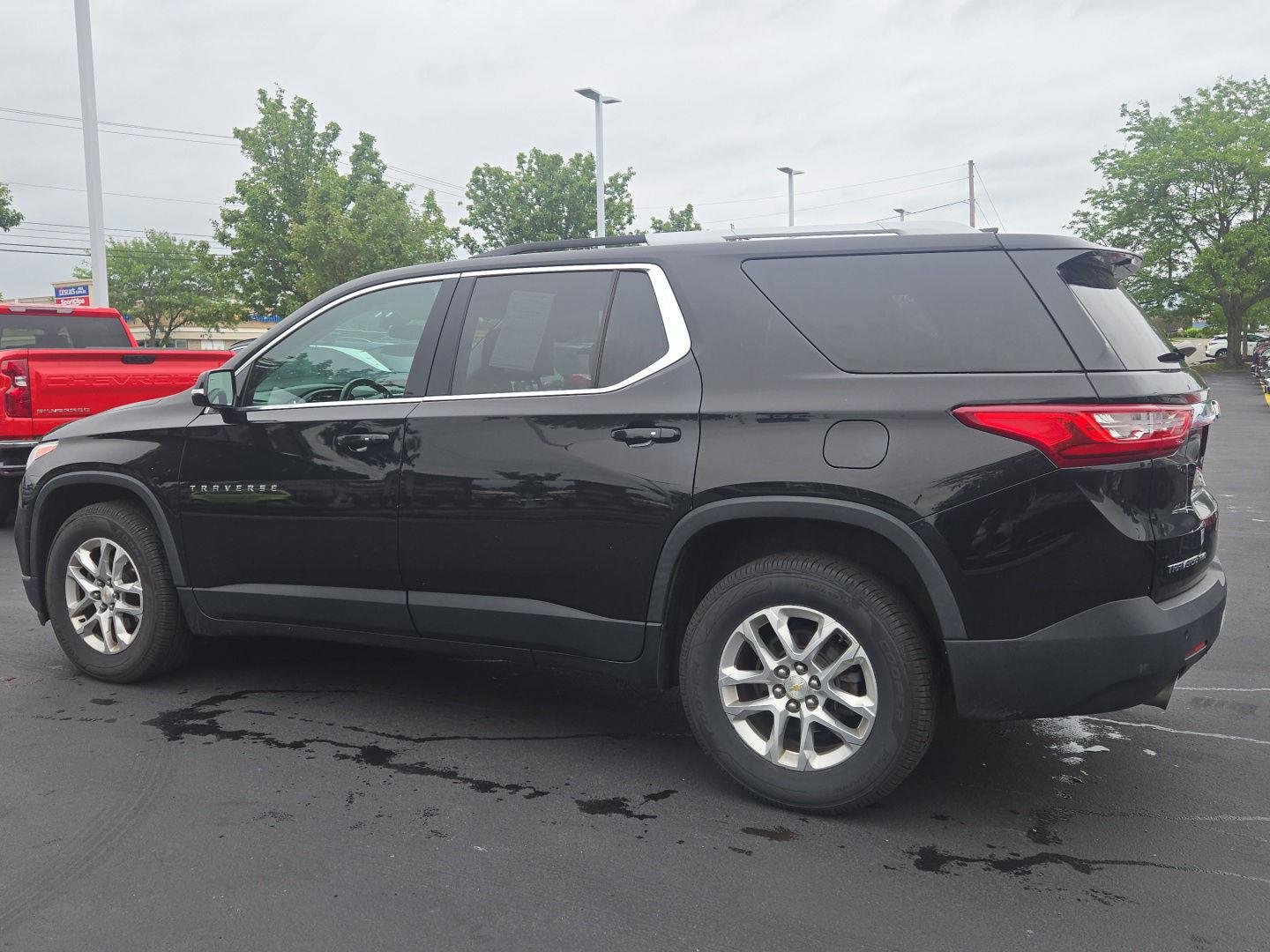 Used 2018 Mosaic Black Metallic Chevrolet LT Cloth image 3