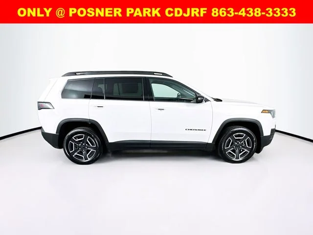 New 2026 Bright White Clear-Coat Exterior Paint Jeep  image 8