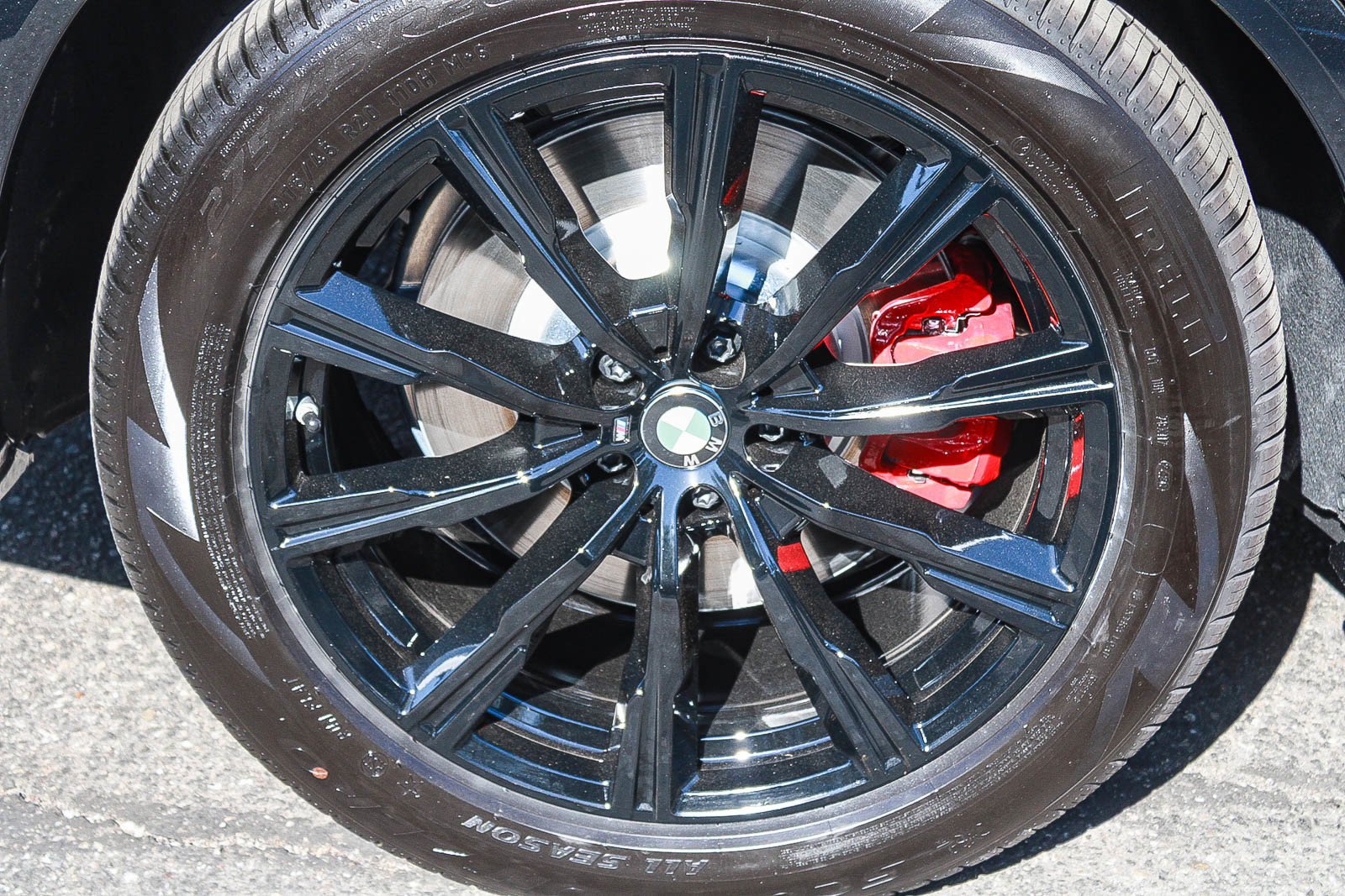 New 2026 Black Sapphire Metallic BMW xDrive50e image 11