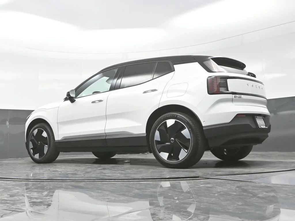 New 2026 White Volvo Twin Motor Performance Ultra image 26