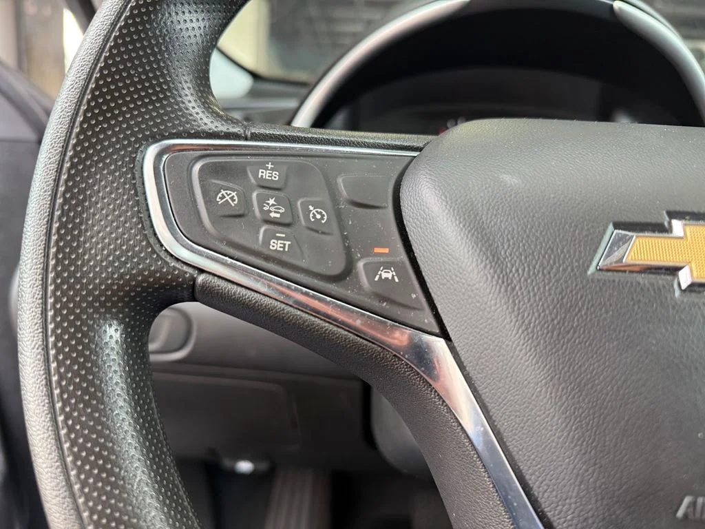Used 2024 Gray Chevrolet LT image 24