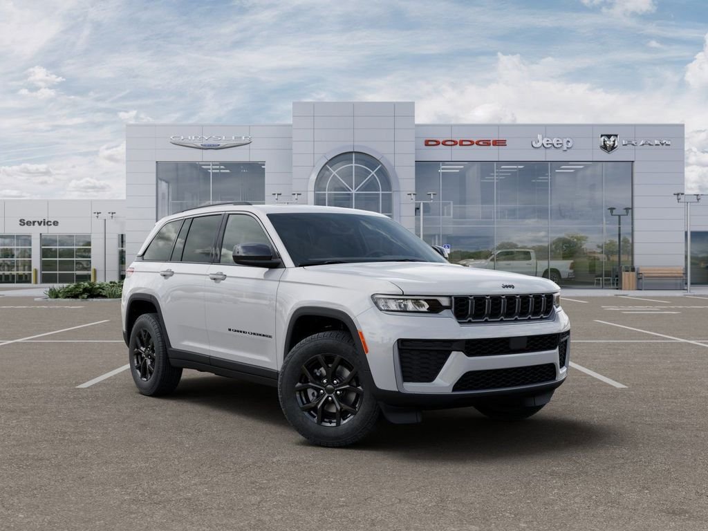 Used 2026 White Jeep Altitude image 5