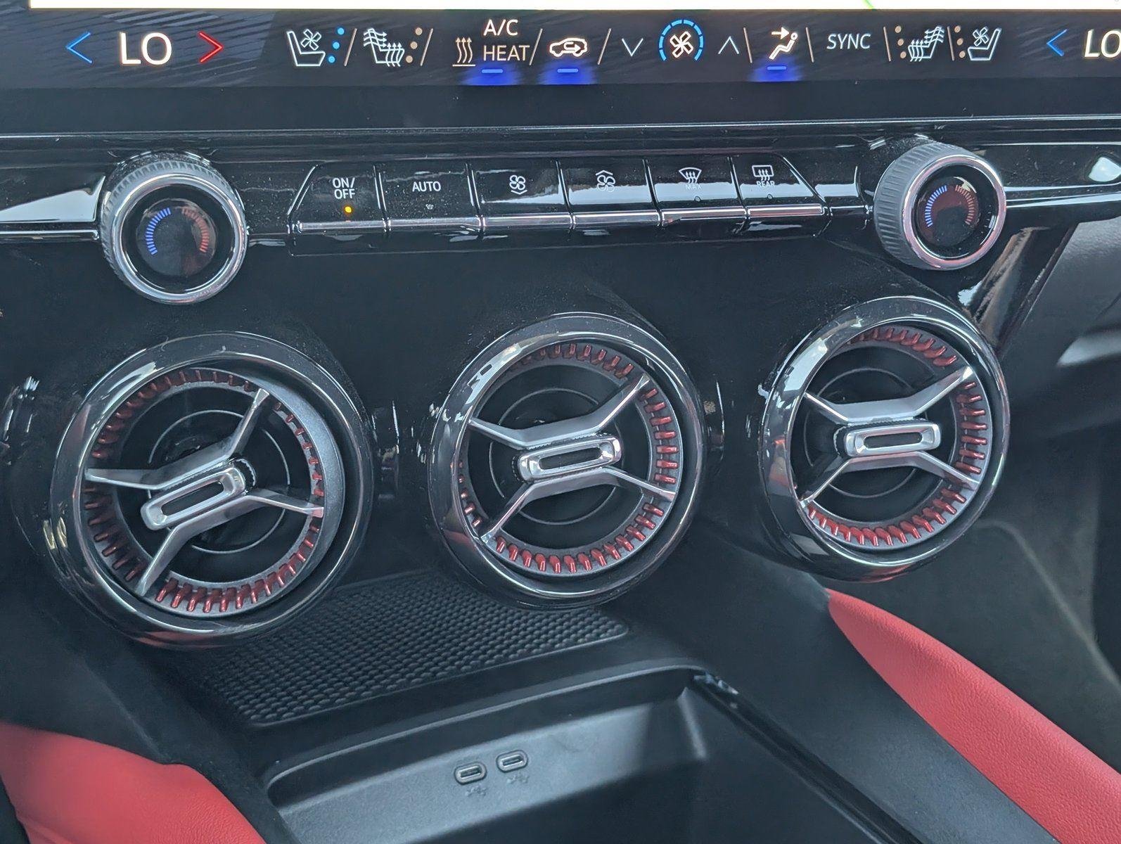 2025 Chevrolet Blazer EV RS - Photo 20