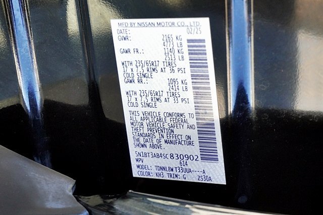 Used 2025 Black Nissan S image 13