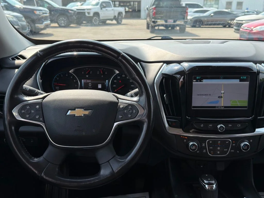 Used 2019 Red Chevrolet Premier image 37