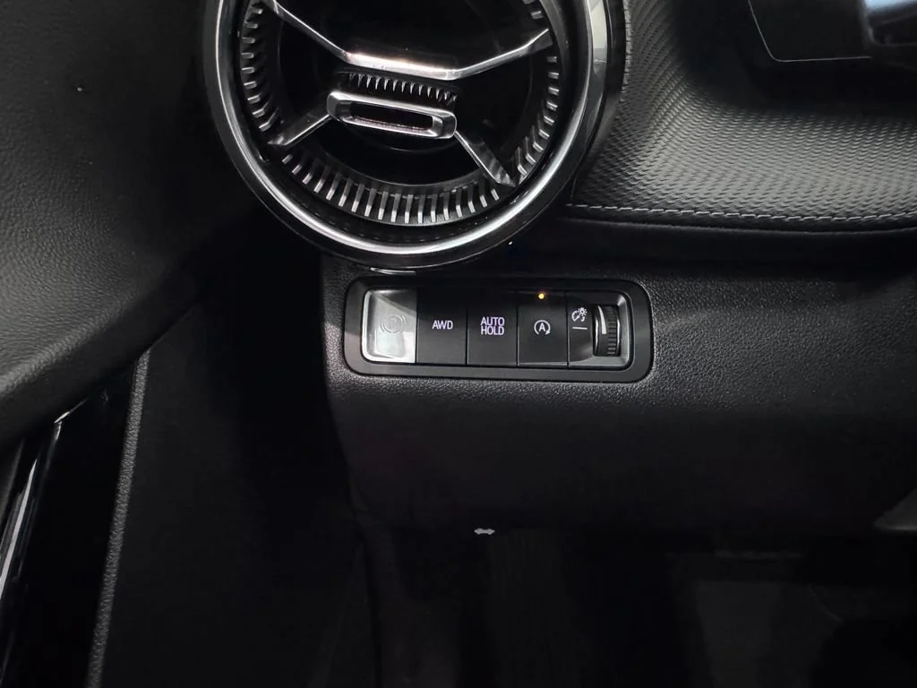 2026 Chevrolet Equinox LT - Photo 25