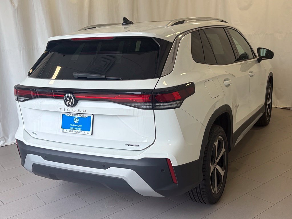New 2026 Pure White Volkswagen SE image 8