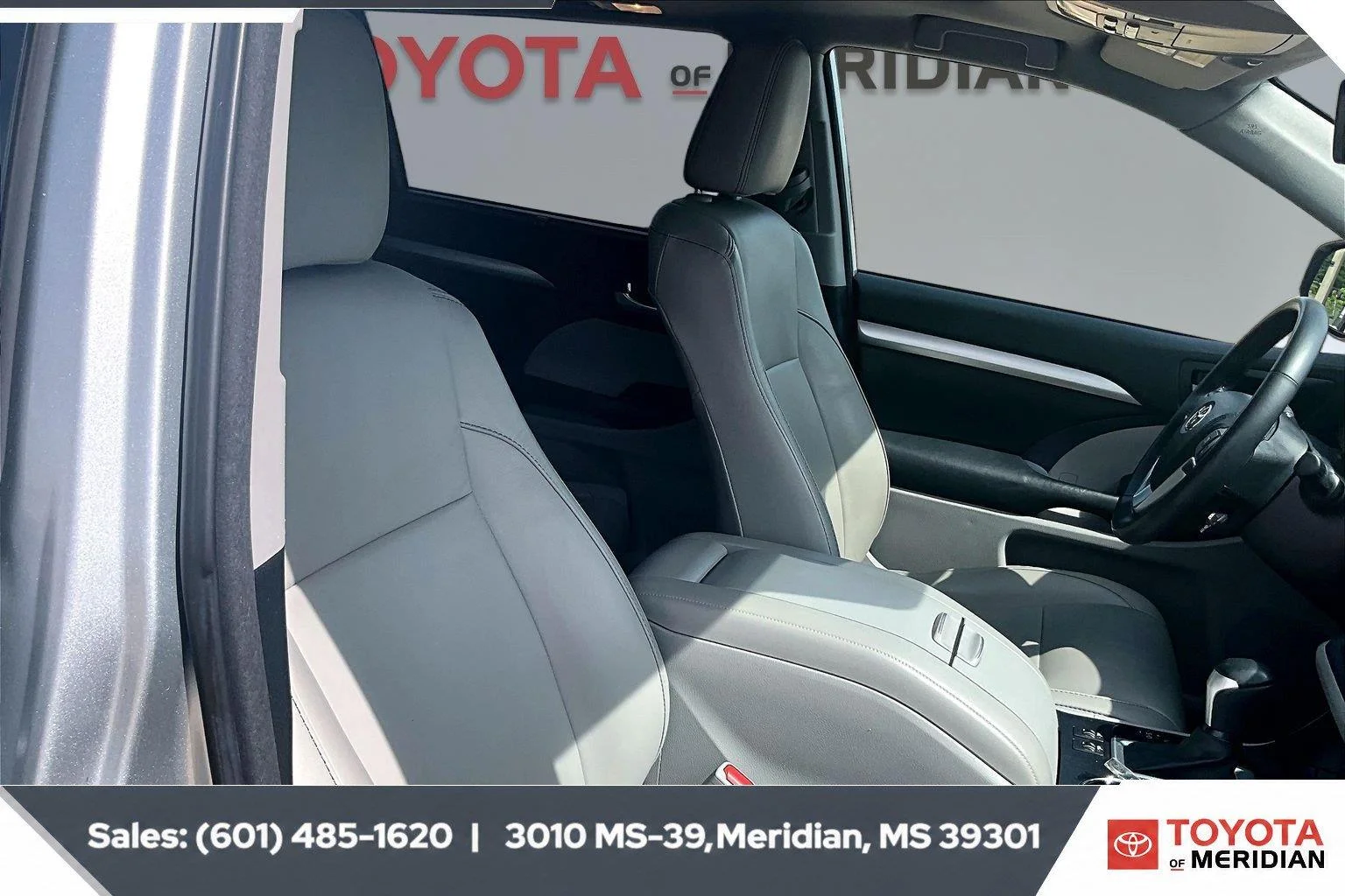 Used 2018 Celestial Silver Metallic Toyota XLE image 6
