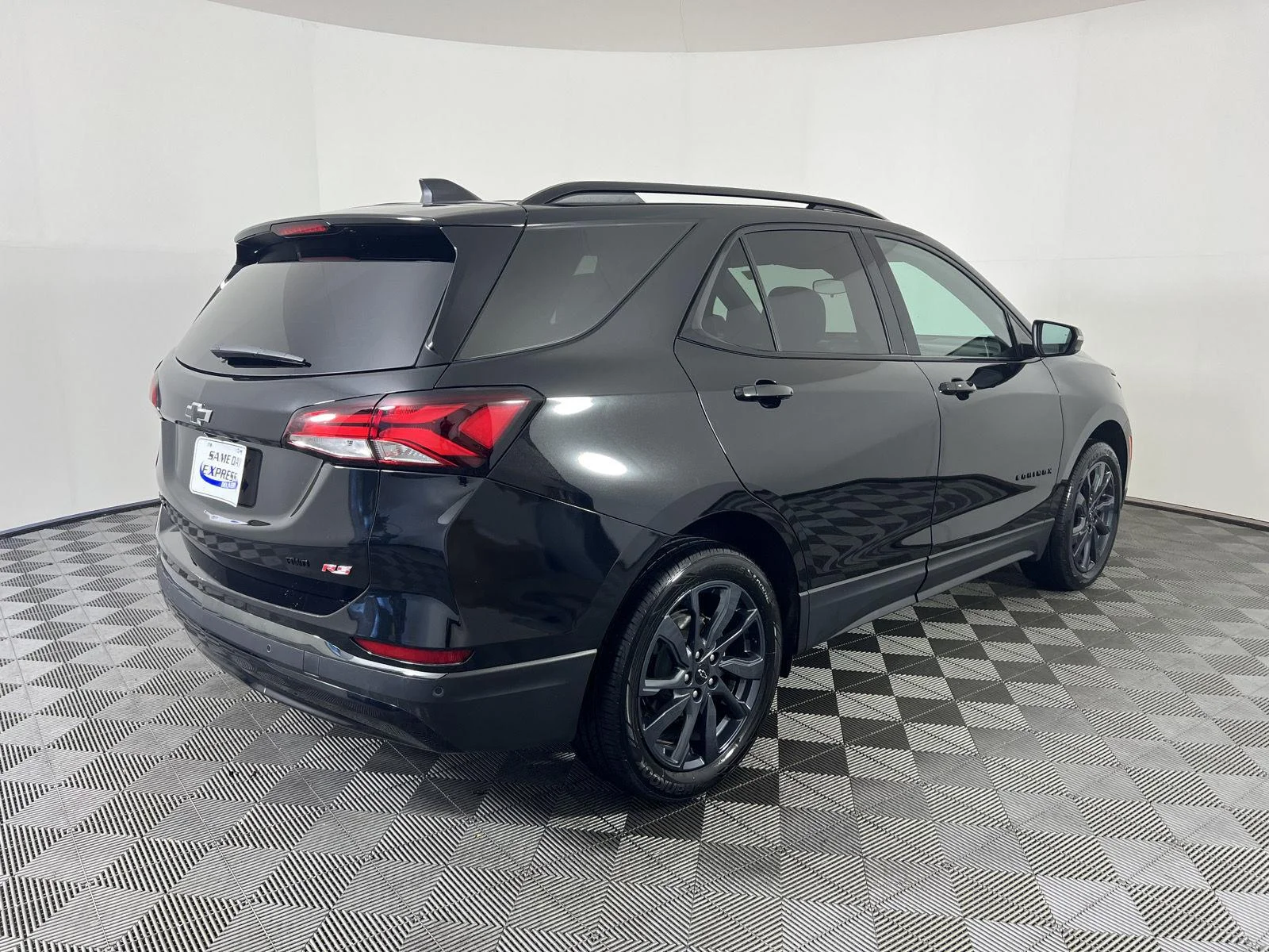 Used 2024 Mosaic Black Metallic Chevrolet RS image 25