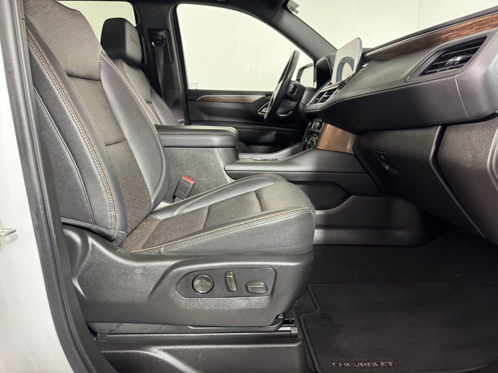 Used 2021 Summit White Chevrolet High Country image 33