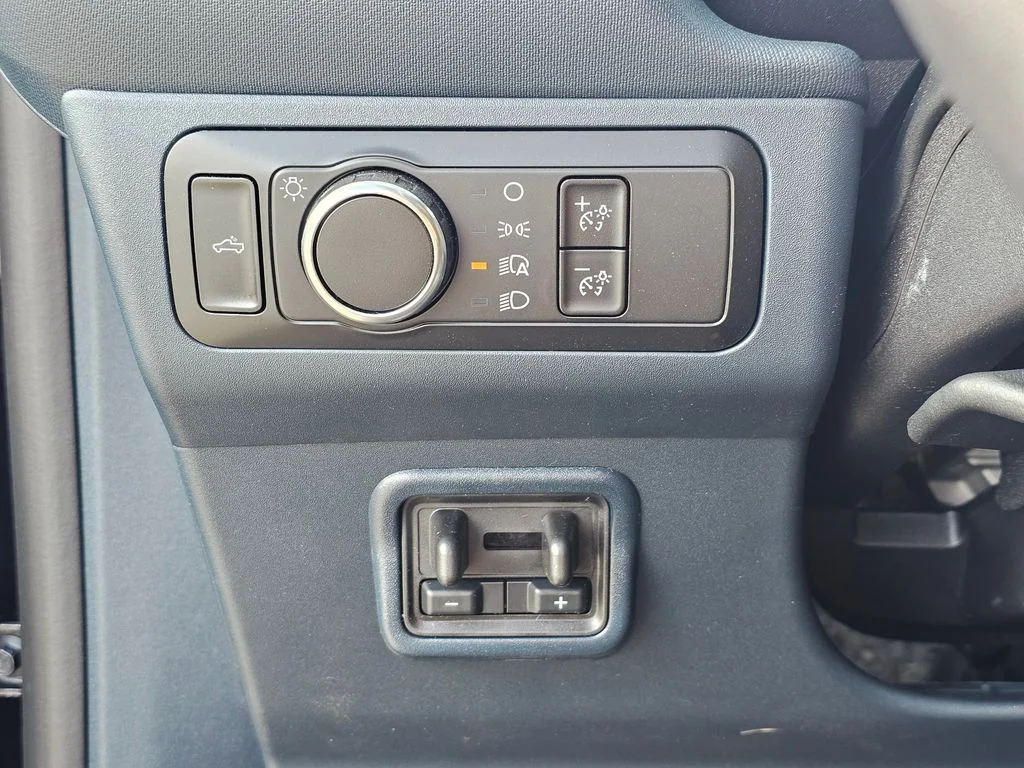 New 2025 Black Ford XLT image 24