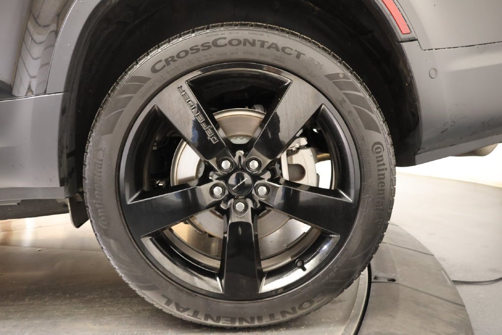 Certified Used 2026 Black Land Rover S image 10